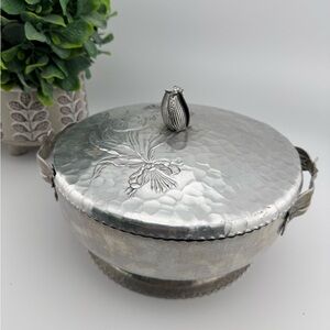 Vintage Hand Wrought Creations by Rodney Kent Floral Hammered Aluminum Bowl 461
